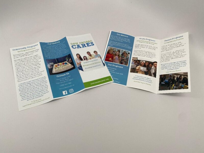 8.5x11 Trifold Brochures